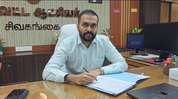 சிவகங்கை மாவட்ட ஆட்சியராக ஆகாஷ் ஐஏஎஸ் பொறுப்பேற்பு